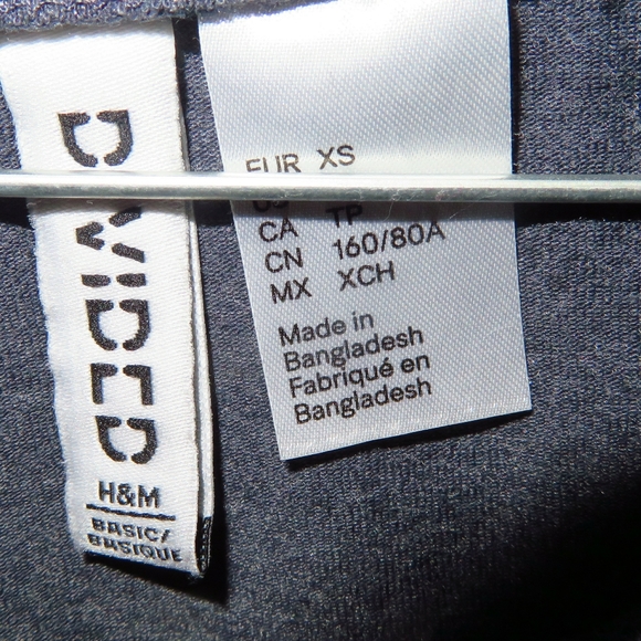 XS Divided by H&M Gray T-shirt - Picture 2 of 2